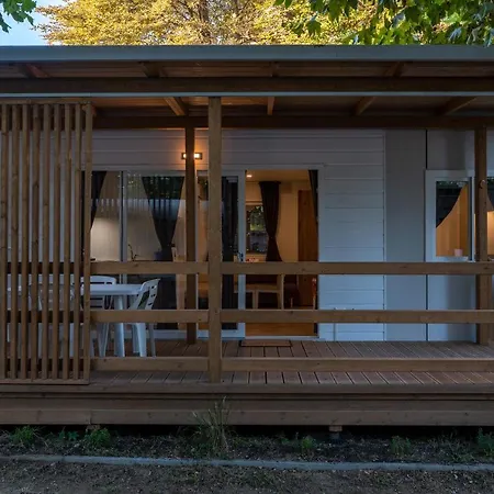 Κάμπινγκ Eden Glamping