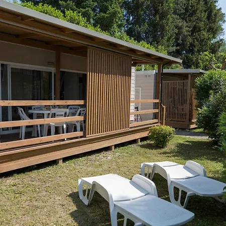 Eden Glamping Κάμπινγκ