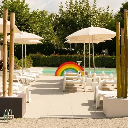 Eden Glamping Κάμπινγκ