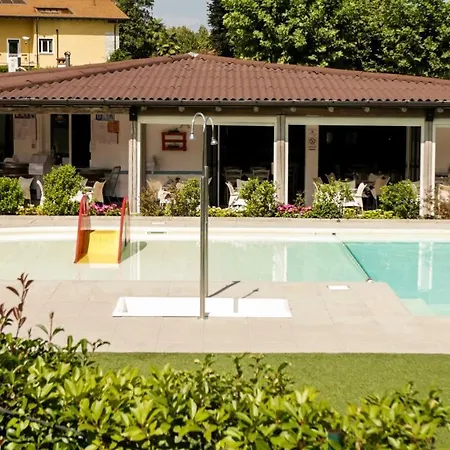Eden Glamping Κάμπινγκ Dormelletto